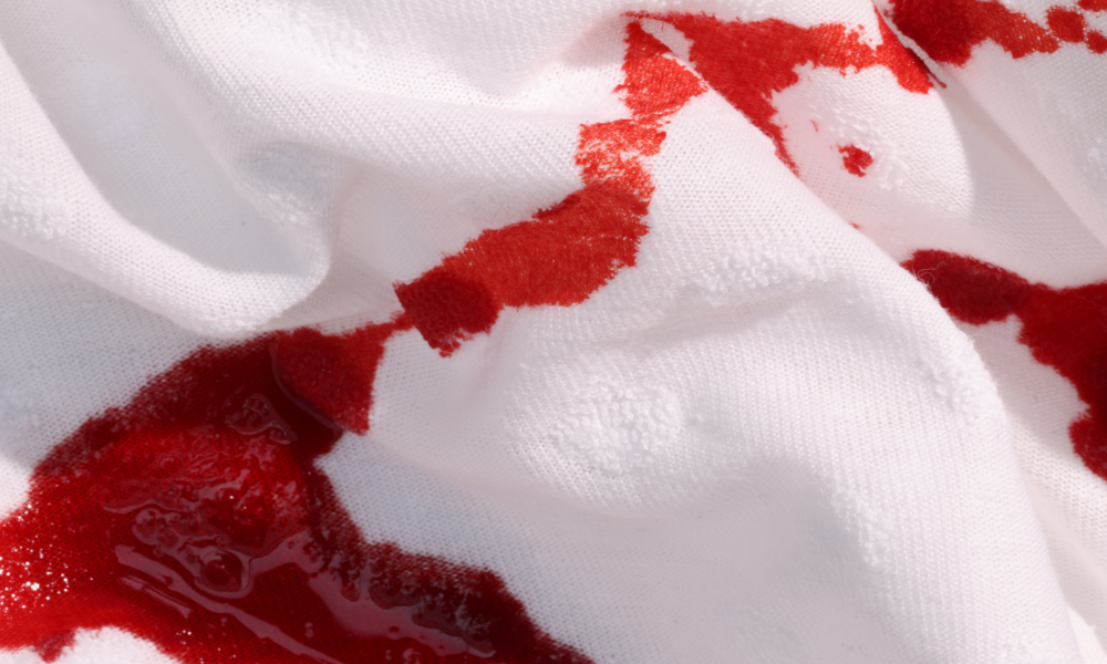 Will blood stain other clothes in the wash?