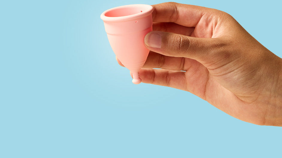 How to insert a menstrual cup