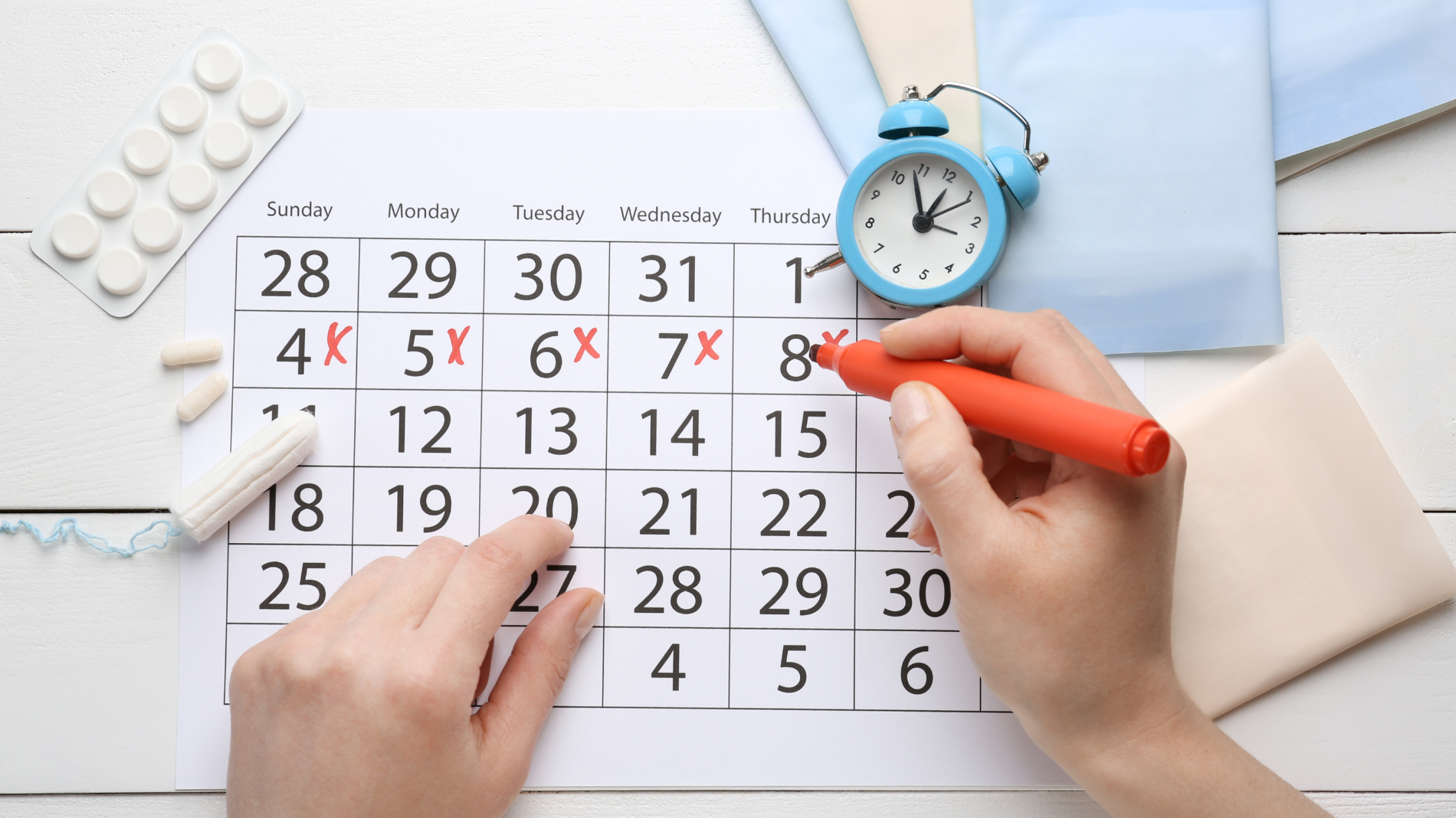 calendar representing menstrual cycle and the luteal phase into menstruation